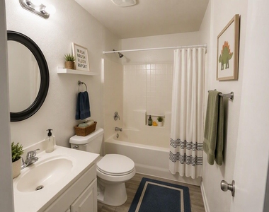 10445 Hideaway Trail - Photo Thumbnail 14