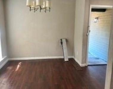 3614 Skyline Drive - Photo Thumbnail 9