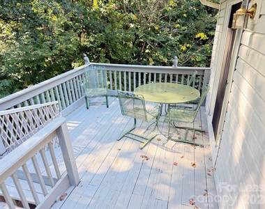 8006 Maxwelton Drive - Photo Thumbnail 17