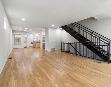 4239 Rawlins Street - Photo Thumbnail 1