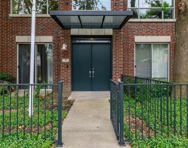 4239 Rawlins Street - Photo Thumbnail 28