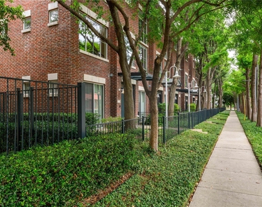 4239 Rawlins Street - Photo Thumbnail 25