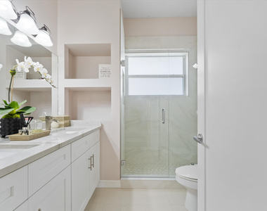 13869 Sheffield Street - Photo Thumbnail 13