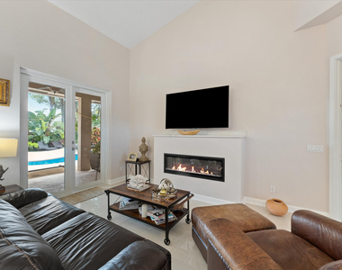13869 Sheffield Street - Photo Thumbnail 5