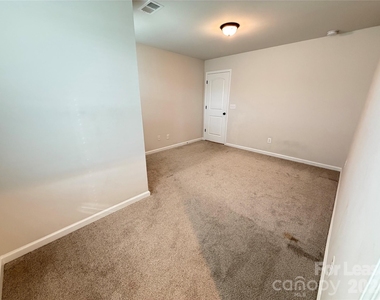 9233 Northfield Crossing Drive - Photo Thumbnail 27