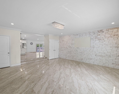 6344 Nw 74th Terrace - Photo Thumbnail 17