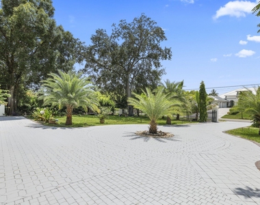 6344 Nw 74th Terrace - Photo Thumbnail 4