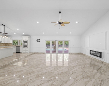 6344 Nw 74th Terrace - Photo Thumbnail 8