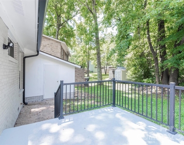 3331 Erskine Drive - Photo Thumbnail 18