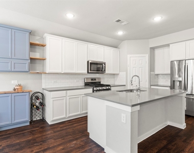 2012 Prestige Cove Court - Photo Thumbnail 2