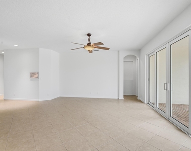 5513 Sw Windward Way - Photo Thumbnail 14