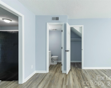 300 E Charlotte Avenue - Photo Thumbnail 8