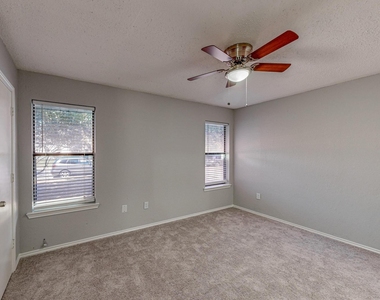420 Lucille Street - Photo Thumbnail 14