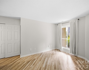 8157 Cedar Glen Drive - Photo Thumbnail 31