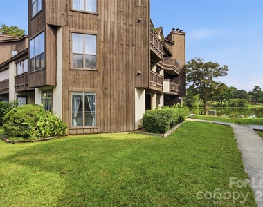 8157 Cedar Glen Drive - Photo Thumbnail 2