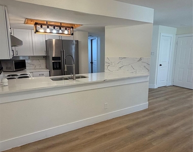 1505 E Interstate 30 - Photo Thumbnail 4