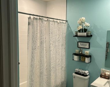 825 Persimmon - Photo Thumbnail 19