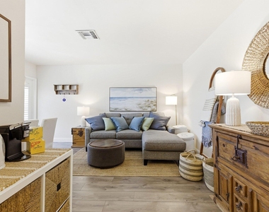 3232 Canal Drive - Photo Thumbnail 1