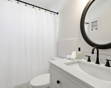 3232 Canal Drive - Photo Thumbnail 23