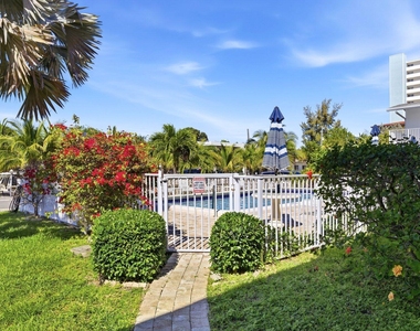 3232 Canal Drive - Photo Thumbnail 28