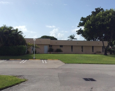 470 Executive Center Drive - Photo Thumbnail 24