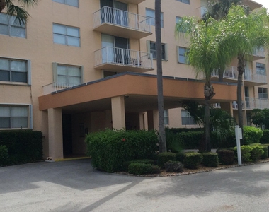 470 Executive Center Drive - Photo Thumbnail 22