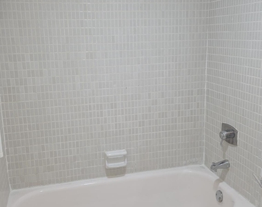 470 Executive Center Drive - Photo Thumbnail 15