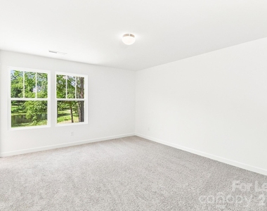 5148 Crestland Avenue - Photo Thumbnail 8