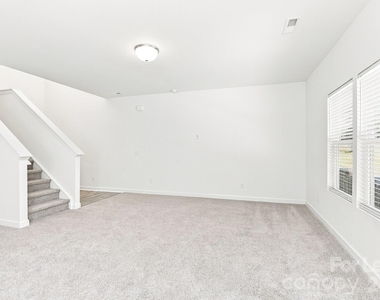 5148 Crestland Avenue - Photo Thumbnail 2
