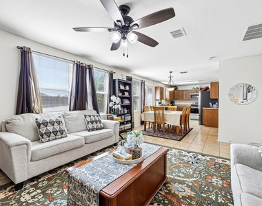 10719 Rankin Drive - Photo Thumbnail 6