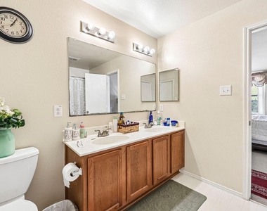 10719 Rankin Drive - Photo Thumbnail 14