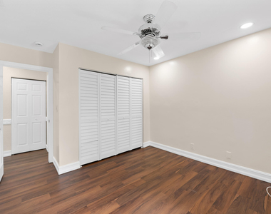 32 Wimbledon Lakes Drive - Photo Thumbnail 12