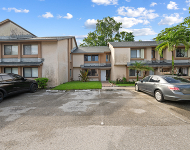 32 Wimbledon Lakes Drive - Photo Thumbnail 23