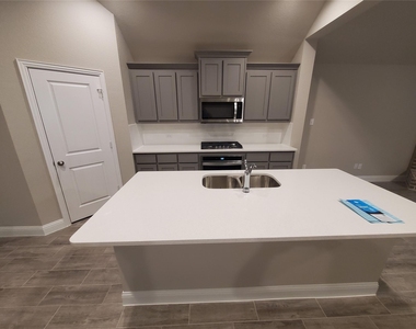 14928 Chipwood Drive - Photo Thumbnail 4
