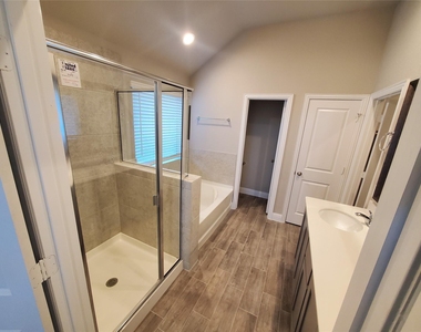 14928 Chipwood Drive - Photo Thumbnail 9