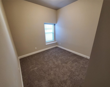14928 Chipwood Drive - Photo Thumbnail 13