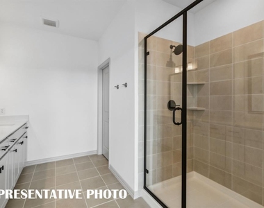 1028 Bristleleaf Way - Photo Thumbnail 10