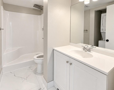7101 Golf Colony Court - Photo Thumbnail 7