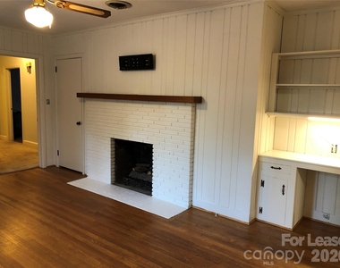 2214 Jeff Street - Photo Thumbnail 7