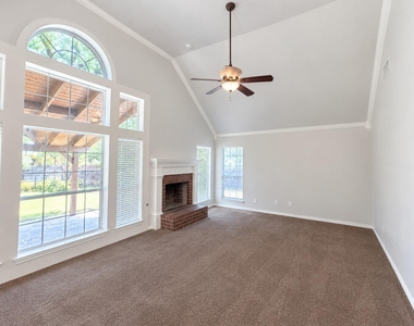 8908 Aplamado Drive - Photo Thumbnail 4