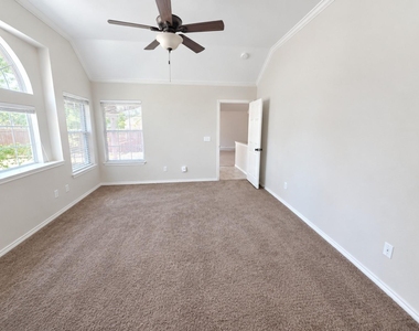 8908 Aplamado Drive - Photo Thumbnail 15