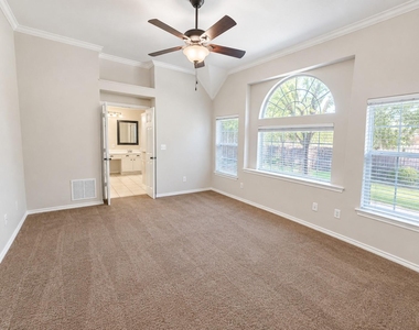 8908 Aplamado Drive - Photo Thumbnail 14