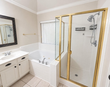 8908 Aplamado Drive - Photo Thumbnail 17