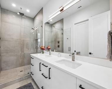 1865 Summit Avenue - Photo Thumbnail 21