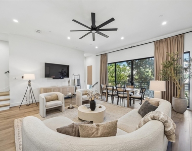 1865 Summit Avenue - Photo Thumbnail 4
