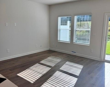 9033 Foggy Brook Loop - Photo Thumbnail 5