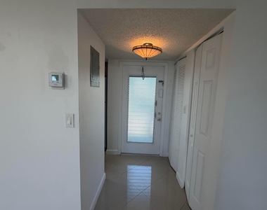 7380 Nw 18th Street - Photo Thumbnail 2