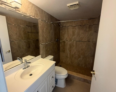 7380 Nw 18th Street - Photo Thumbnail 11