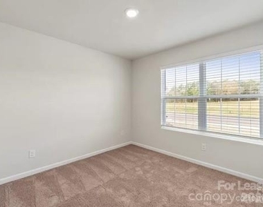 1637 Nia Road - Photo Thumbnail 12