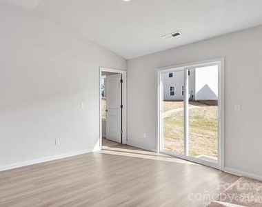 1637 Nia Road - Photo Thumbnail 9